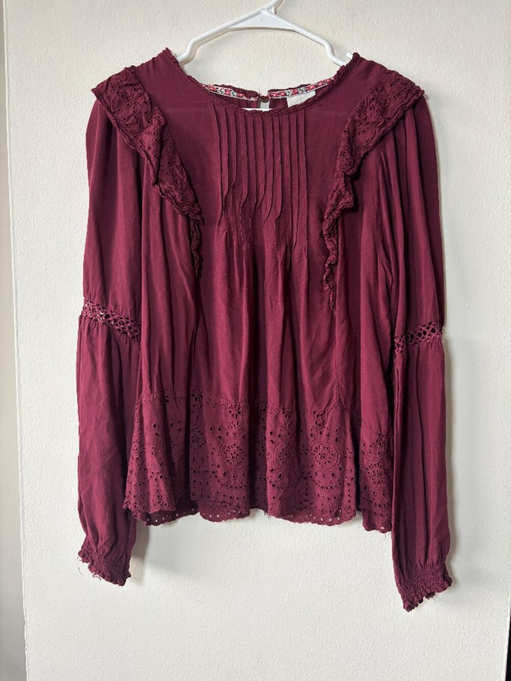 Knox Rose Burgundy Long Sleeve Top - Size Large